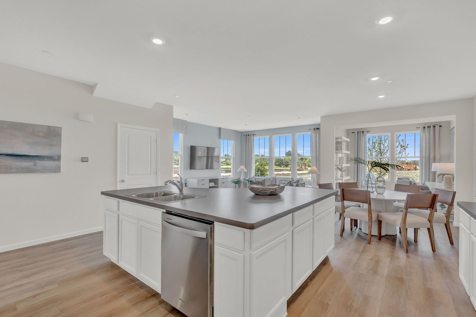 Property Image 1635546753