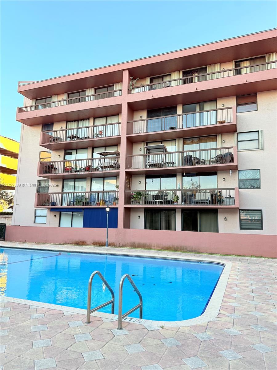 Property Image 1542298578