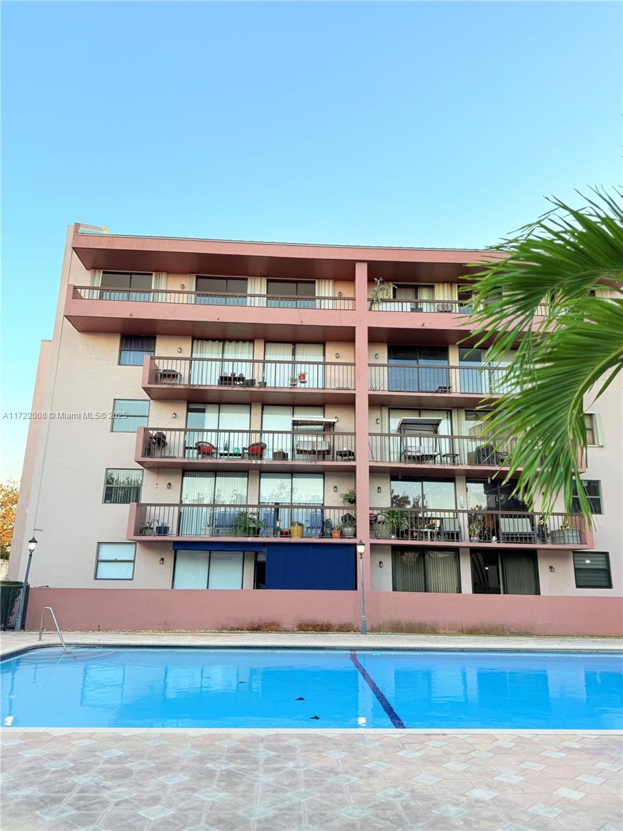 Property Image 1542298585