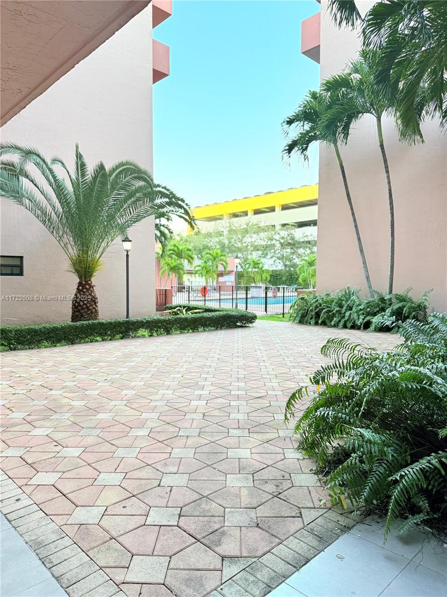Property Image 1542298591