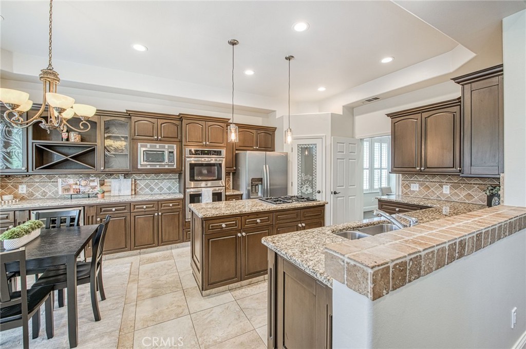 Property Image 1668876575