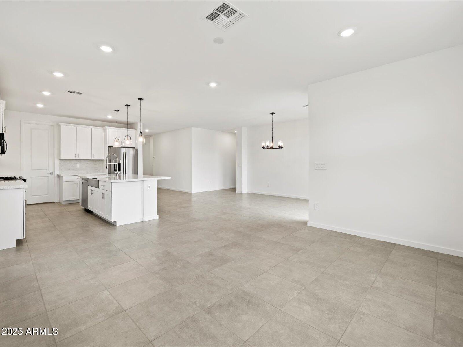 Property Image 1590630043