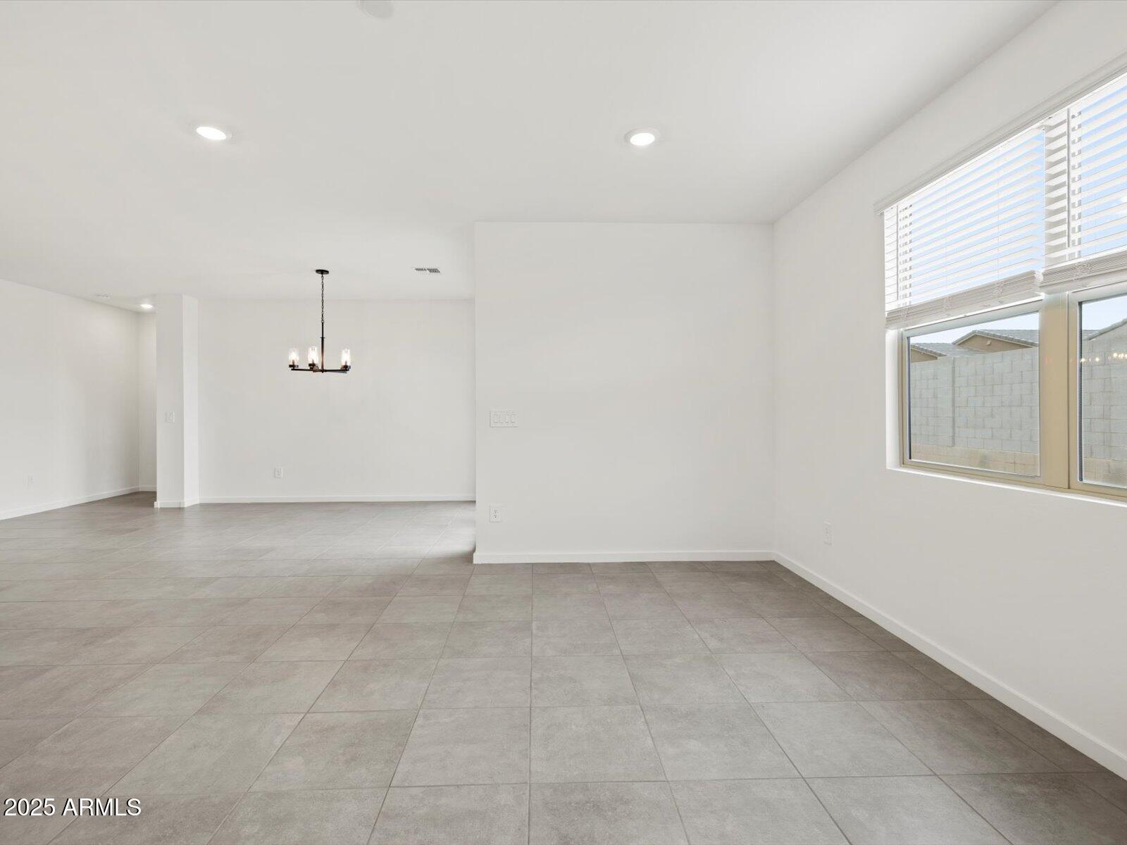 Property Image 1590630051