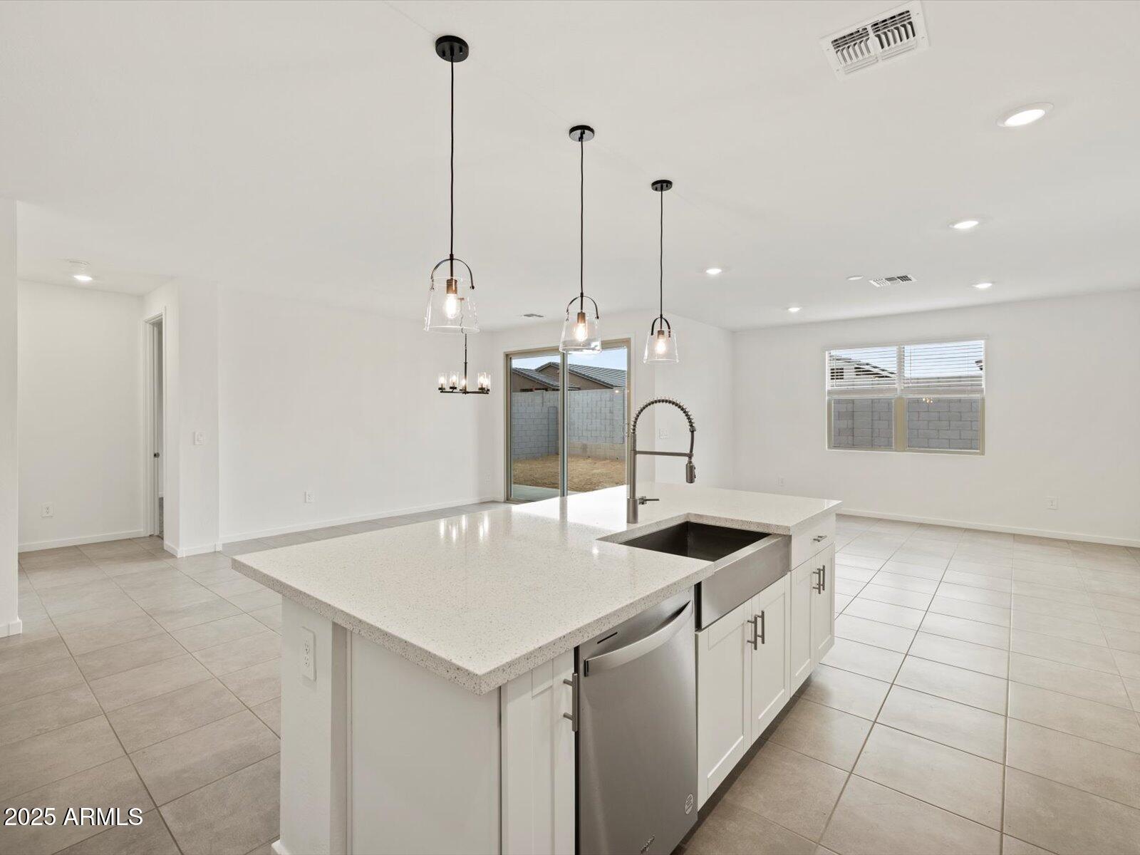 Property Image 1590630057