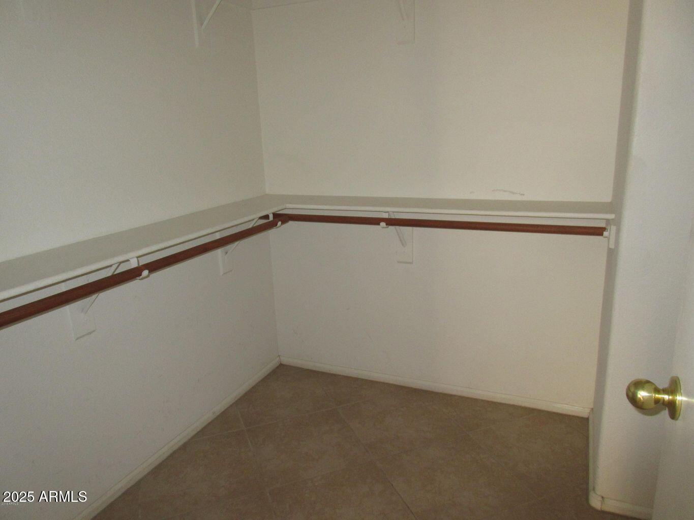 Property Image 1582785061