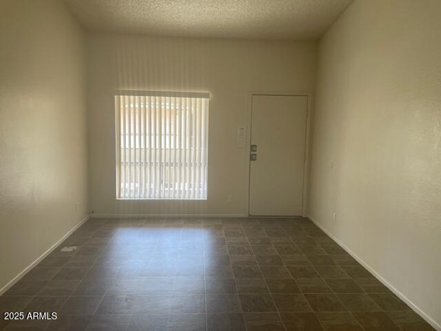 Property Image 1689039338