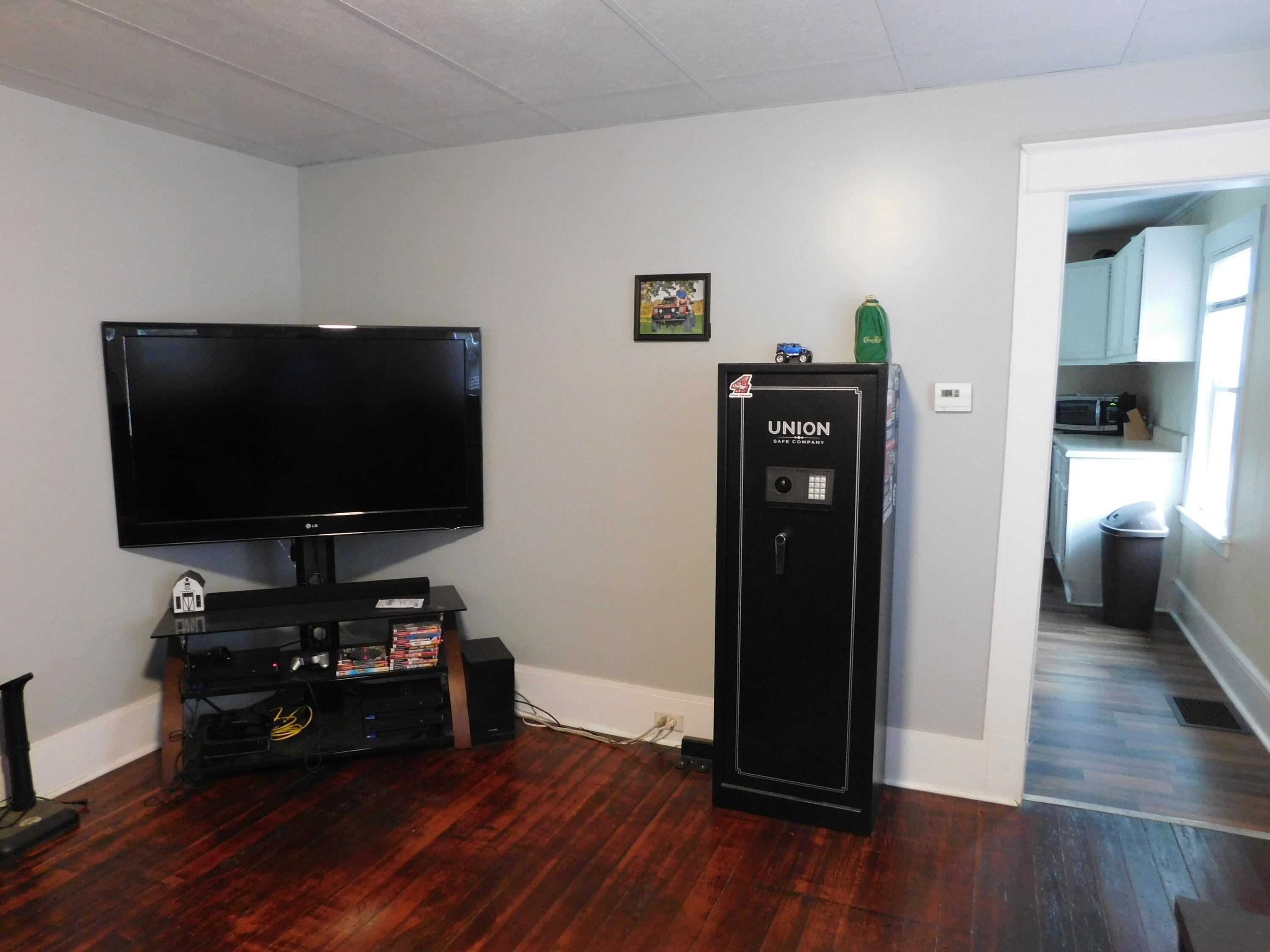 Property Image 1483748580