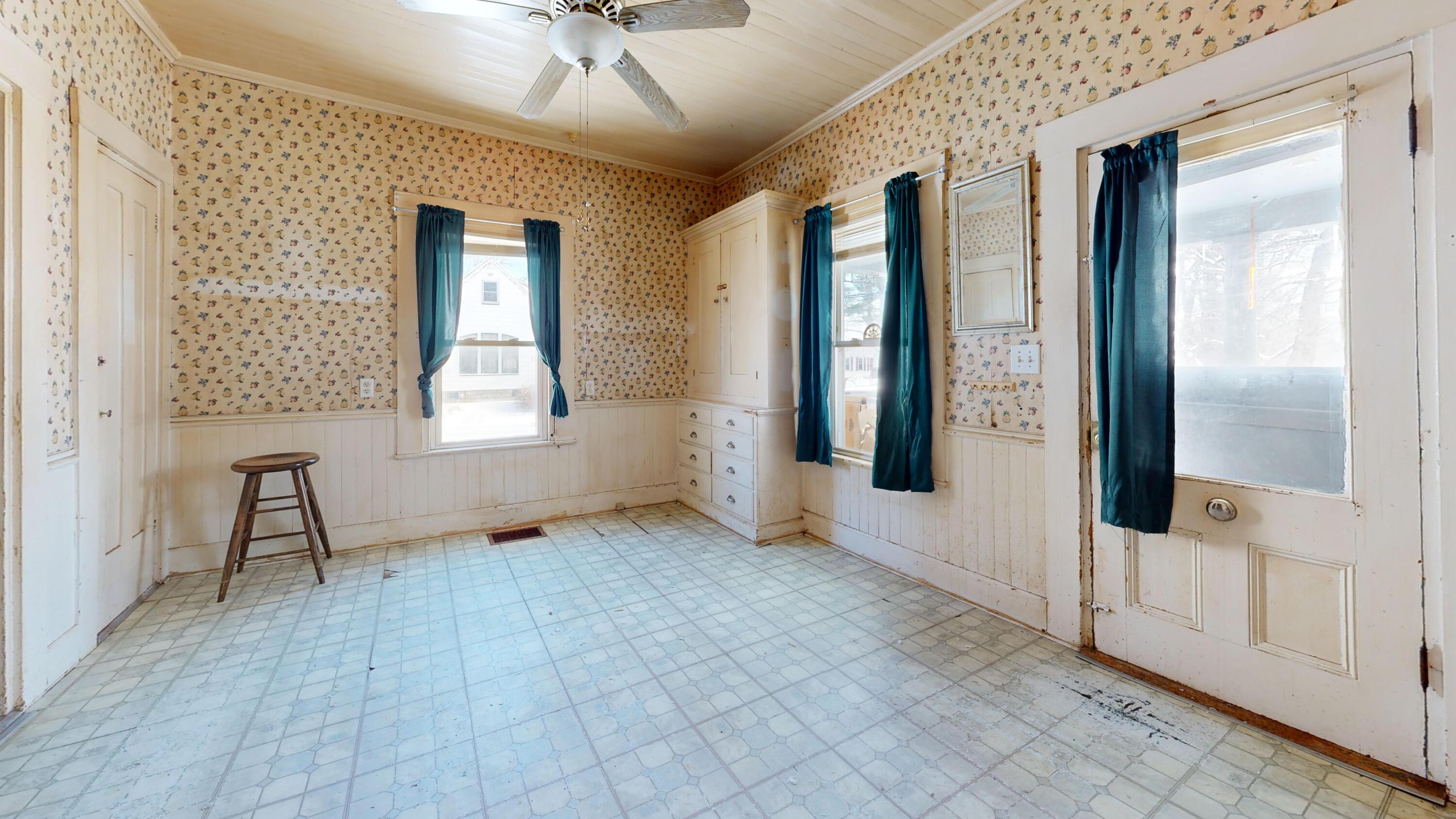 Property Image 1550648271