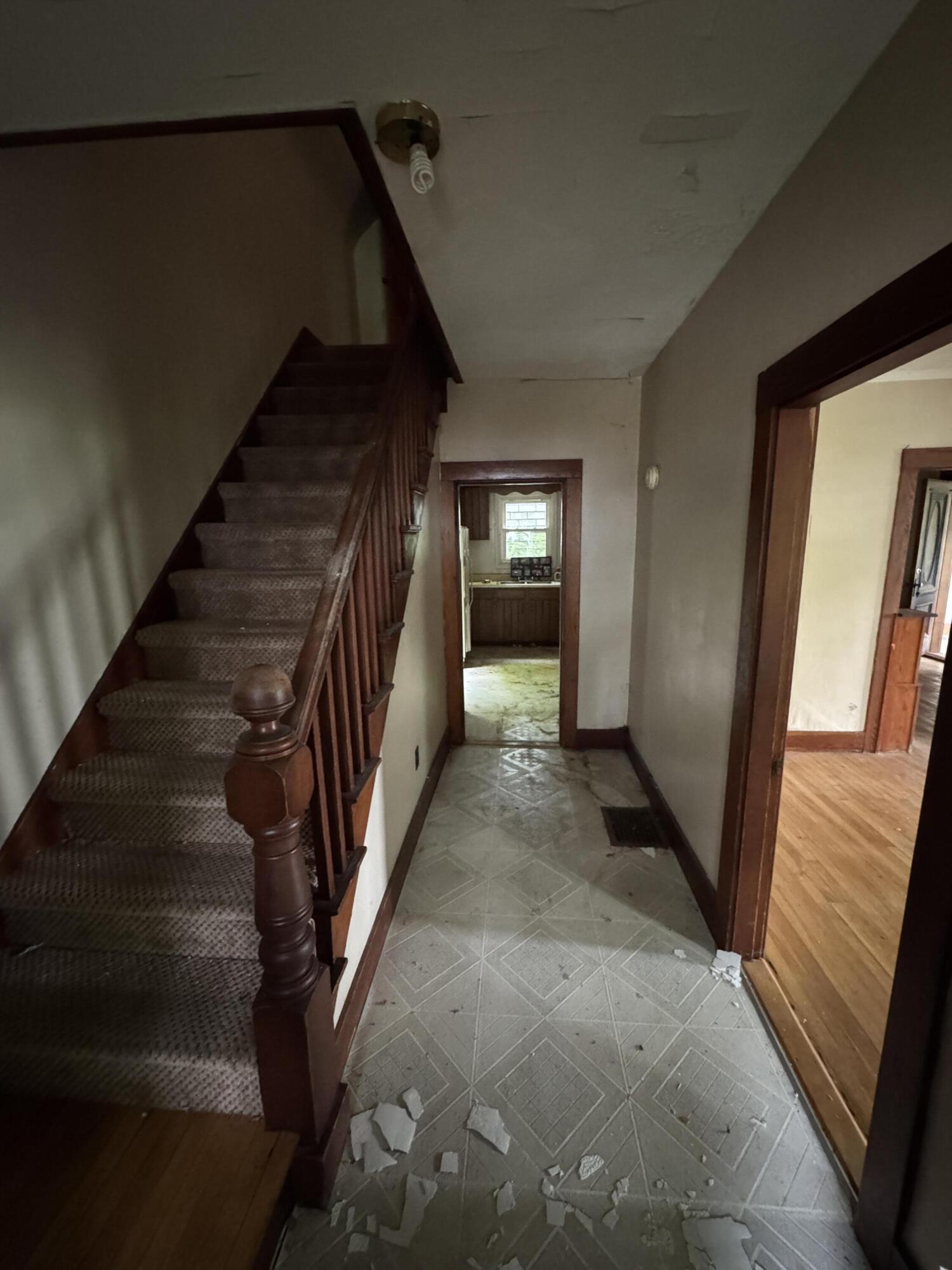 Property Image 1715486078