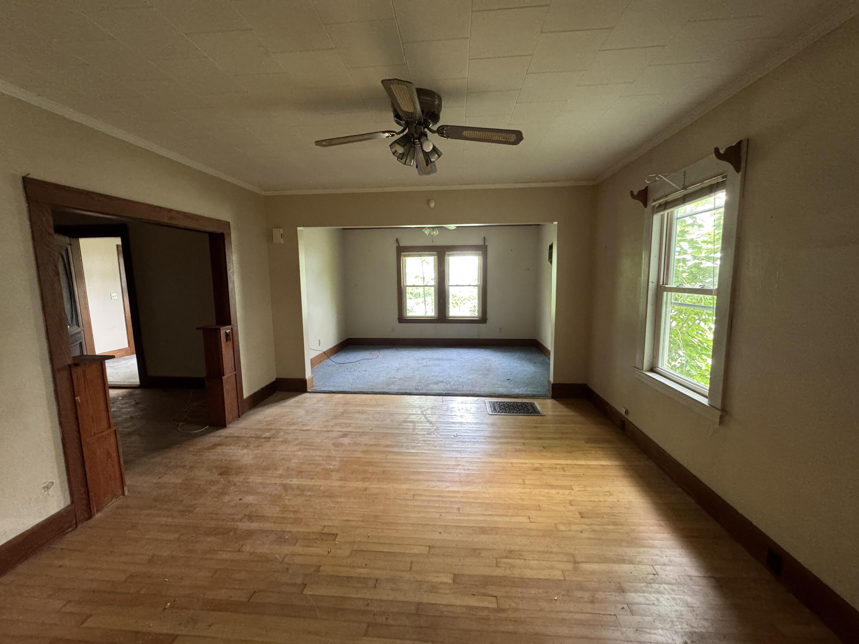 Property Image 1715486076
