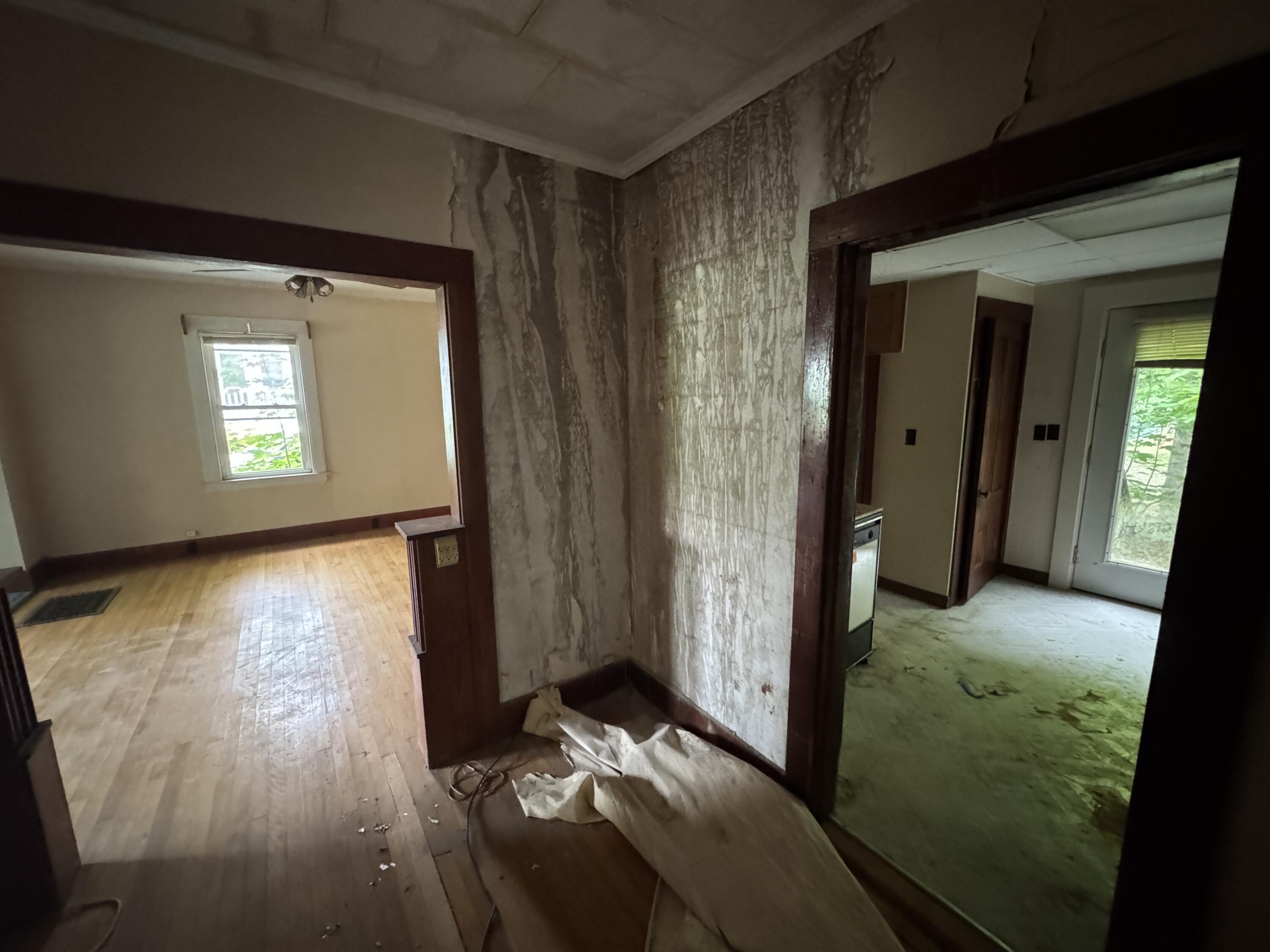 Property Image 1715486075