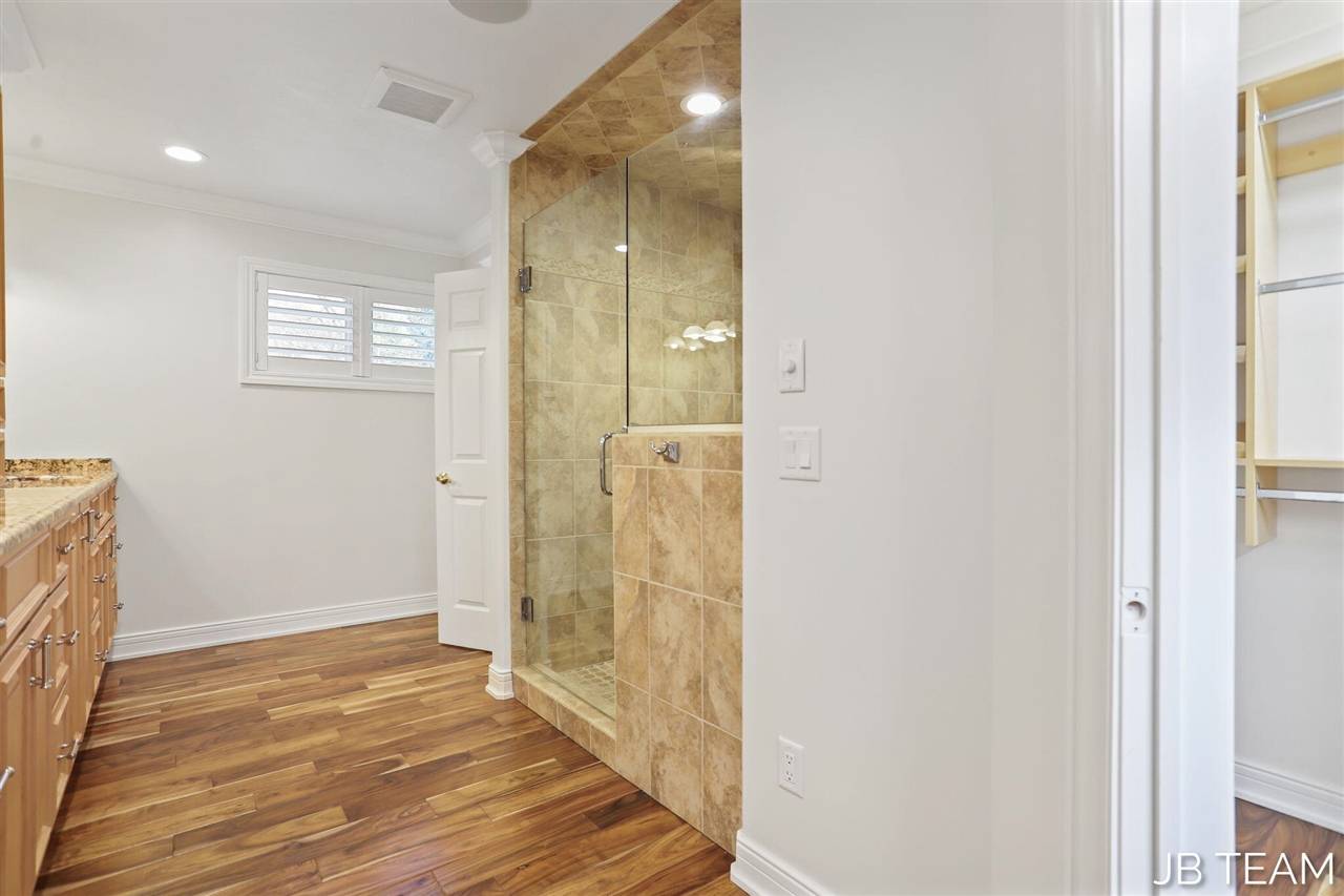 Property Image 1665554424