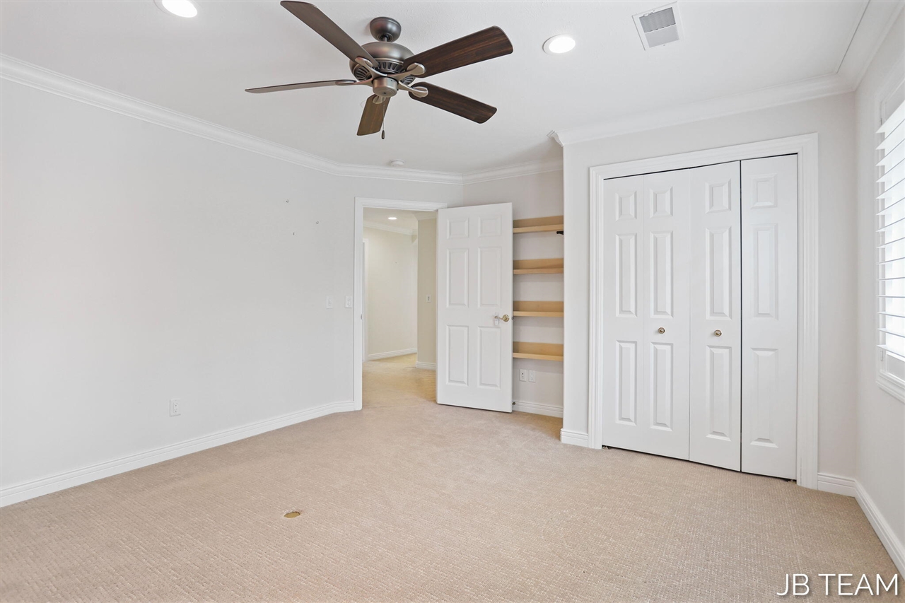 Property Image 1665554433