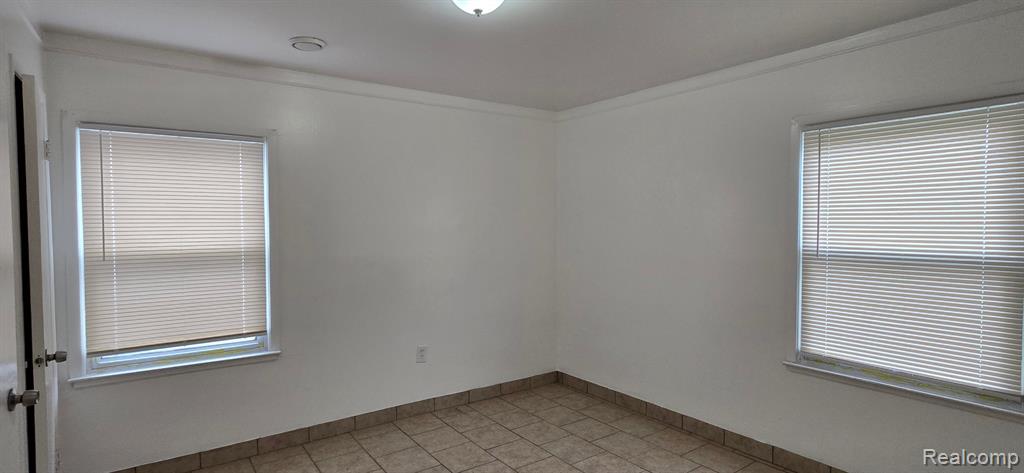 Property Image 1646346016